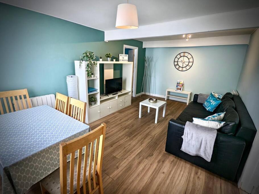 Cosy 2-Bedroom House In Leith Edinburg Exteriör bild
